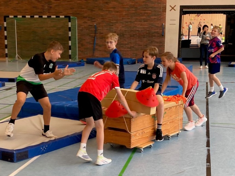 11. Elsa-Sporttag: Unsere Fünftklässler an der Uni